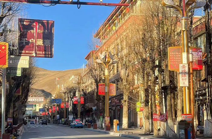 led灯杆屏|智慧灯杆屏|led广告机|智慧路灯屏|户外LED广告机|灯杆屏|智慧灯杆|智慧路灯