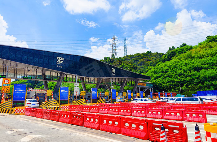 led灯杆屏|智慧灯杆屏|led广告机|智慧路灯屏|户外LED广告机|灯杆屏|智慧灯杆|智慧路灯